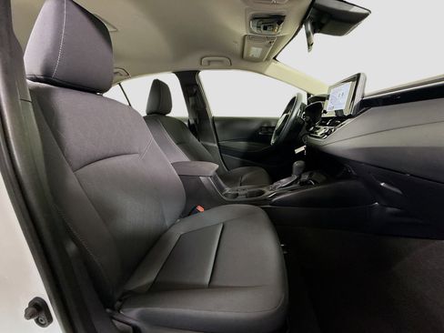 Used 2024 Toyota Corolla LE FWD image 28