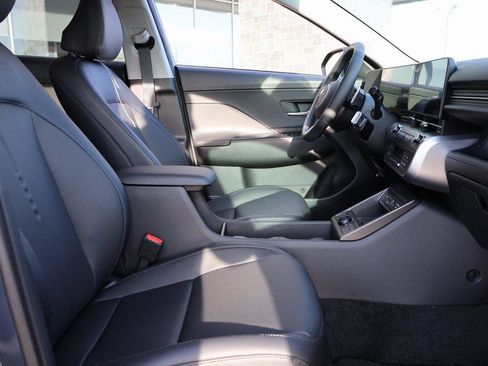 New 2026 Hyundai Kona SEL Premium image 10