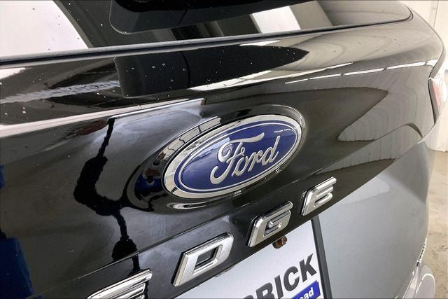 Used 2024 Ford Edge Titanium w/ Titanium Elite Package AWD/4WD image 32