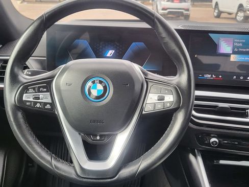Used 2024 BMW i4 xDrive40i image 30