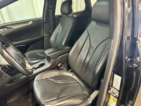Used 2019 Lincoln MKC Reserve AWD/4WD image 8