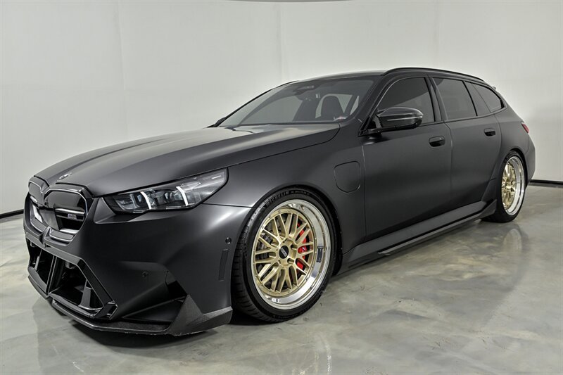 Used 2025 BMW M5 Touring AWD/4WD image 5