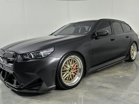 Used 2025 BMW M5 Touring AWD/4WD image 5