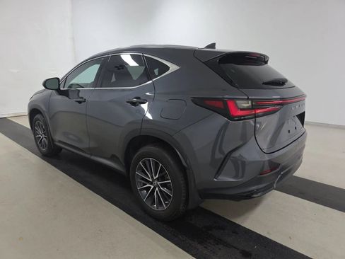 Used 2023 Lexus NX 250 FWD w/ Towing Package (2000 Lbs) image 4