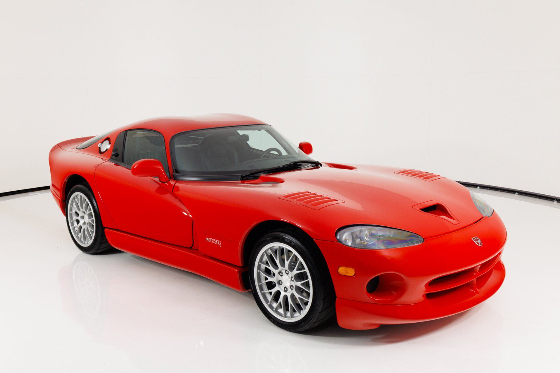 Used 1999 Dodge Viper GTS RWD image 47