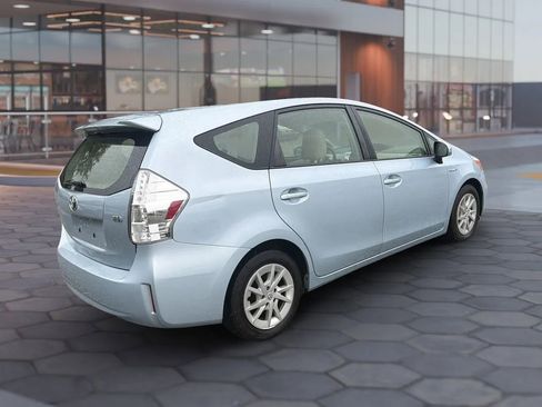 Used 2012 Toyota Prius V Two FWD image 12