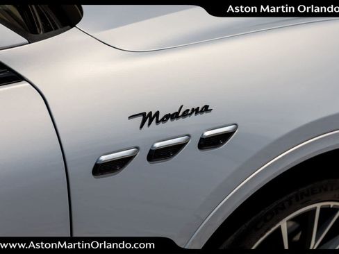 Used 2023 Maserati Grecale Modena AWD/4WD image 24