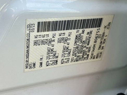 Used 2023 Nissan Rogue S image 35