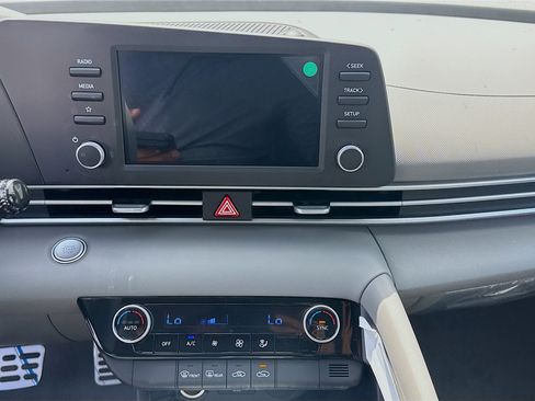 New 2026 Hyundai Elantra Sport FWD image 10
