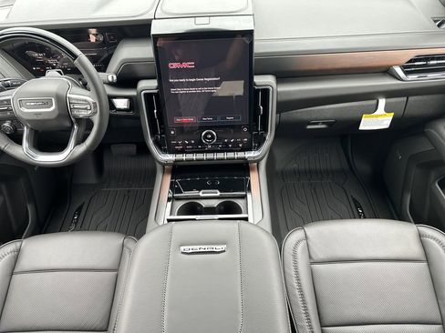 New 2026 GMC Yukon Denali w/ Denali Reserve Package image 18