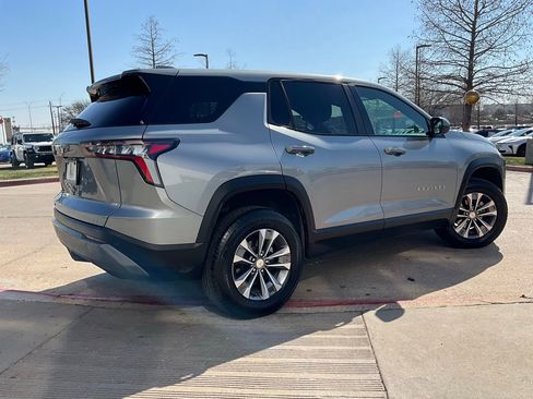 Used 2025 Chevrolet Equinox LT image 6