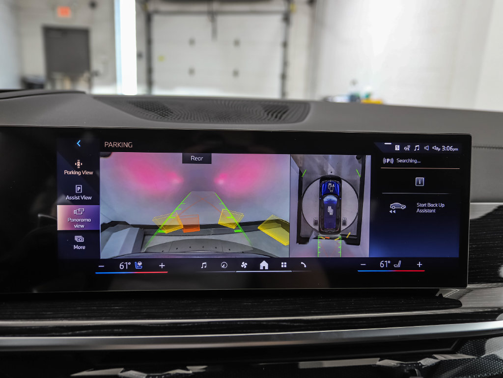 Used 2027 BMW X7 xDrive40i w/ M Sport Package AWD/4WD image 18