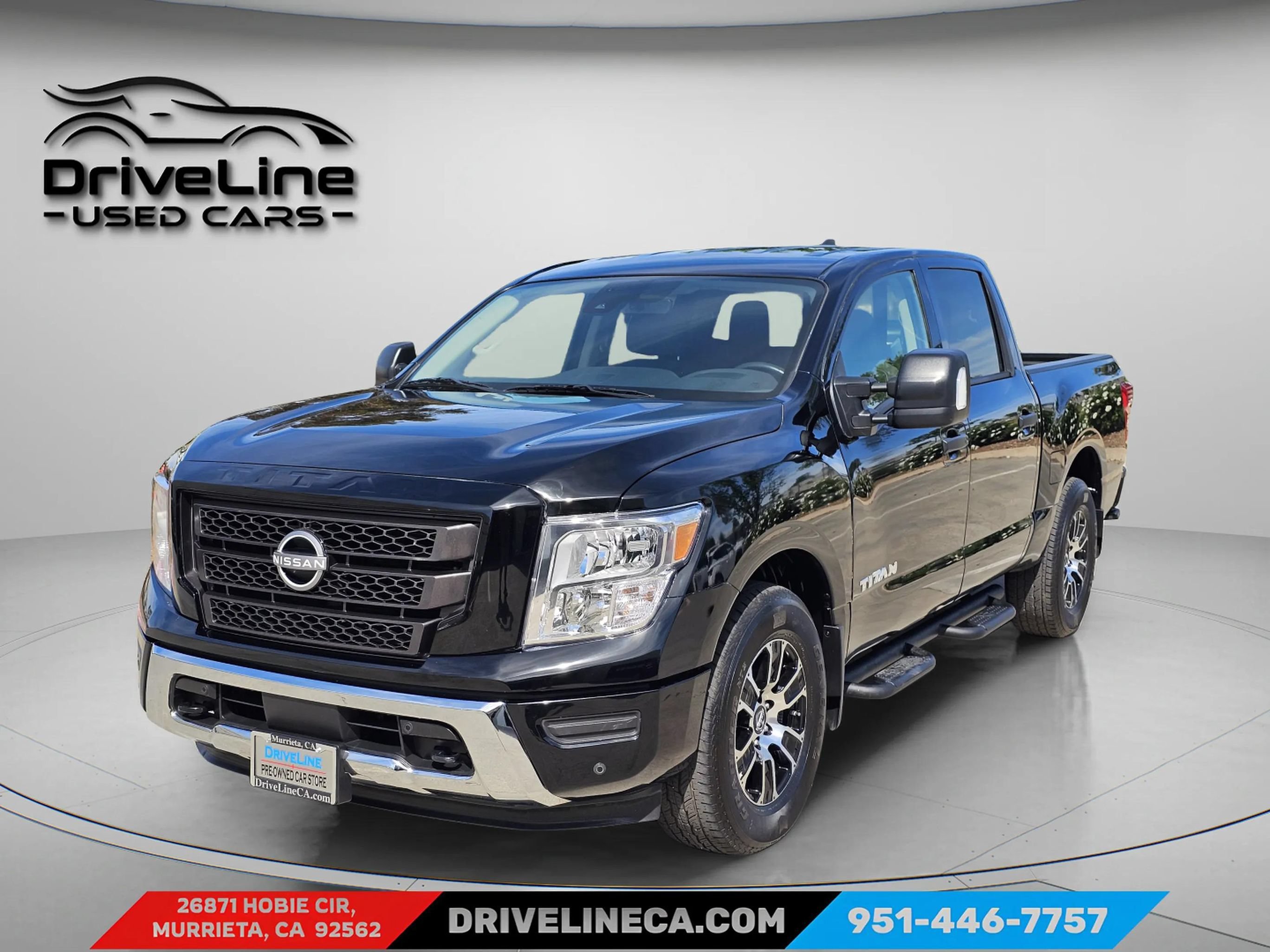 Used 2024 Nissan Titan SV w/ SV Convenience Package RWD image 9