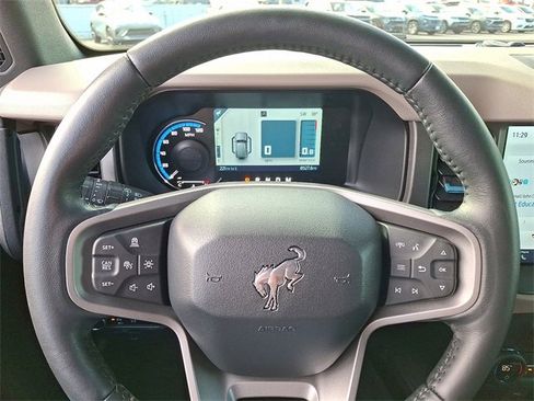 Used 2024 Ford Bronco Wildtrak image 19