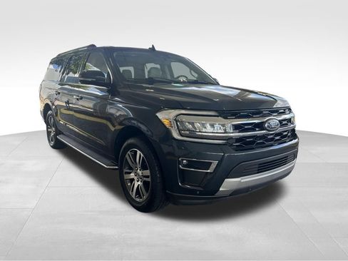 Used 2023 Ford Expedition Max Limited image 2