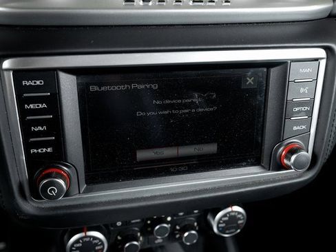 Used 2017 Ferrari California T image 28