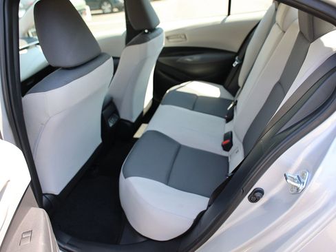 Used 2023 Toyota Corolla LE w/ LE Convenience Package FWD image 20