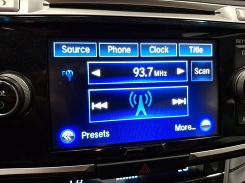 Used 2015 Honda Accord EX-L image 22
