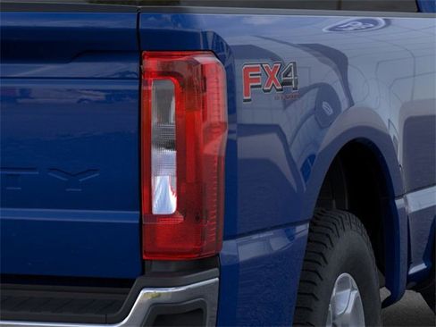 New 2026 Ford F250 XLT image 22