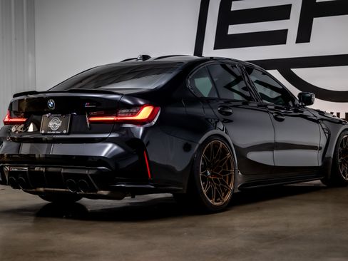 Used 2023 BMW M3 Competition w/ M Carbon Exterior Package image 37