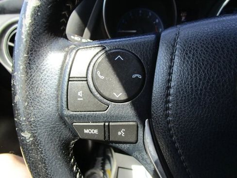 Used 2017 Toyota Corolla iM w/ Carpet Mat Package FWD image 18