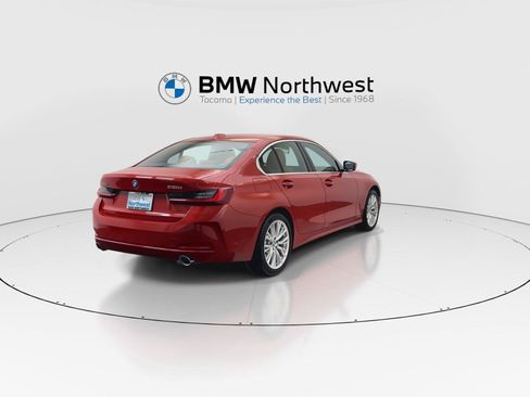 Used 2024 BMW 330i xDrive Sedan w/ Premium Package AWD/4WD image 3