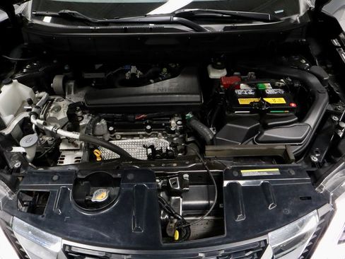 Certified 2017 Nissan Rogue SL w/ SL Premium Package AWD/4WD image 18