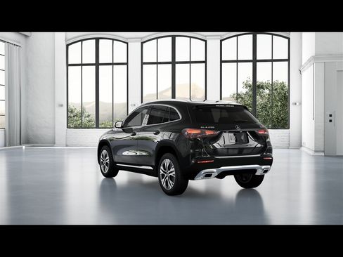 Certified 2026 Mercedes-Benz GLA 250 4MATIC image 23