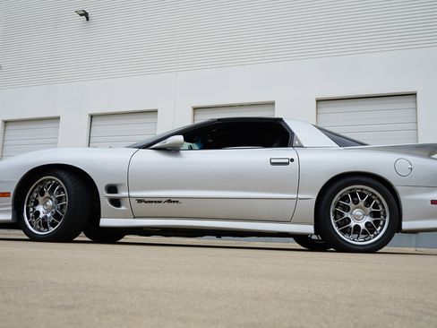 Used 2000 Pontiac Firebird Formula w/ Security Pkg image 7