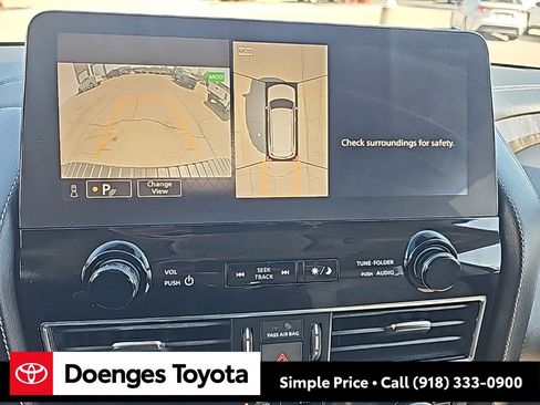 Used 2022 Nissan Armada Platinum image 29