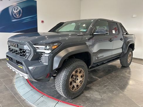 New 2025 Toyota Tacoma Trailhunter image 2