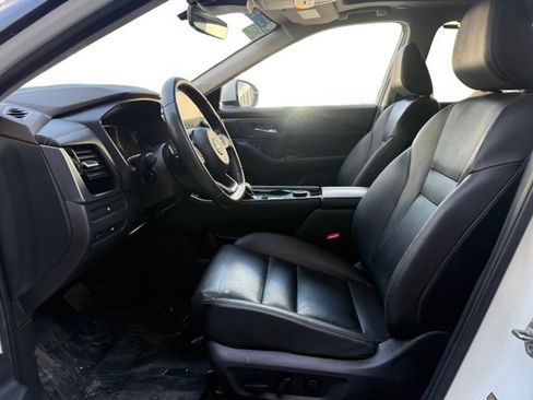 Used 2023 Nissan Rogue SL w/ SL Premium Package AWD/4WD image 10