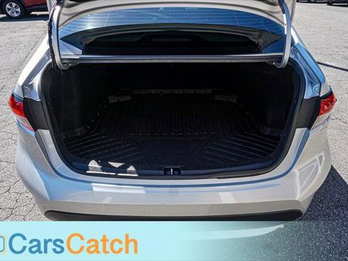 Used 2021 Toyota Corolla LE FWD image 35