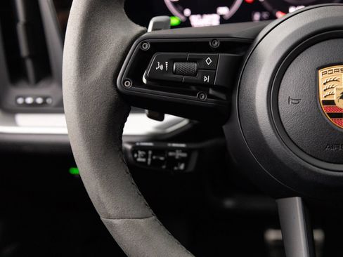 Certified 2026 Porsche Cayenne S AWD/4WD image 15