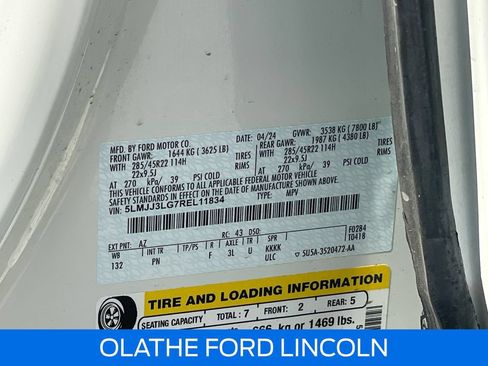 Certified 2024 Lincoln Navigator L Reserve AWD/4WD image 23