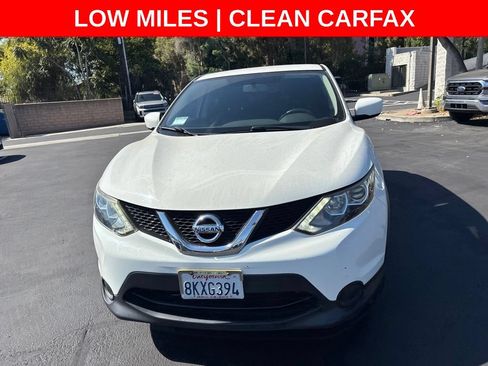 Used 2017 Nissan Rogue Sport S w/ S Appearance Package FWD image 9