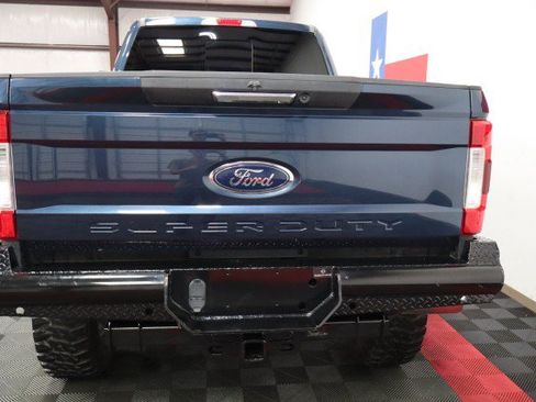 Used 2017 Ford F250 Lariat w/ Chrome Package AWD/4WD image 12