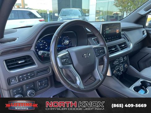 Used 2022 Chevrolet Tahoe Z71 w/ Z71 Off-Road Package AWD/4WD image 6