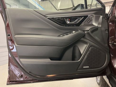 Used 2023 Subaru Outback Limited image 12