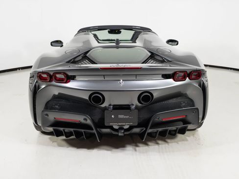 Used 2022 Ferrari SF90 Spider image 11