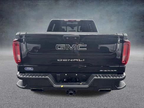 Used 2023 GMC Sierra 1500 Denali Ultimate AWD/4WD image 6
