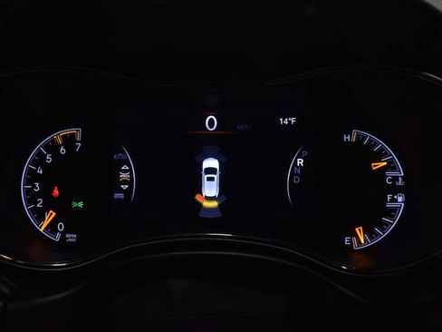 Used 2020 Jeep Grand Cherokee High Altitude image 16