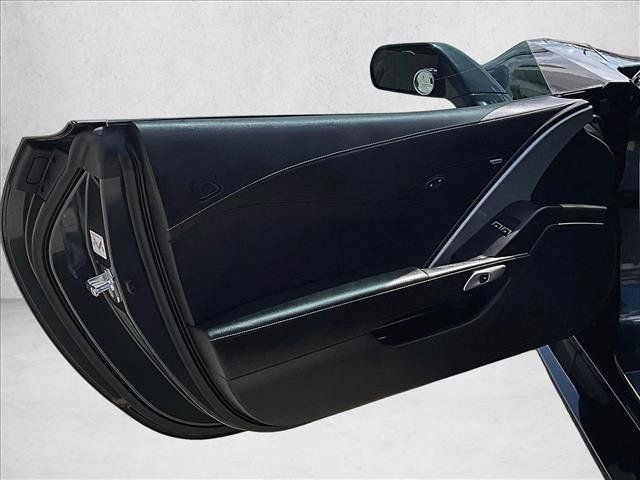 Used 2018 Chevrolet Corvette Z06 RWD image 17