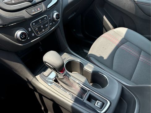 Certified 2024 Chevrolet Equinox RS w/ LPO, Floor Liner Package AWD/4WD image 17