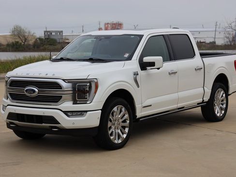 Used 2023 Ford F150 Limited image 3