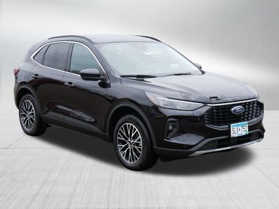 New 2025 Ford Escape SE w/ PHEV Premium Package