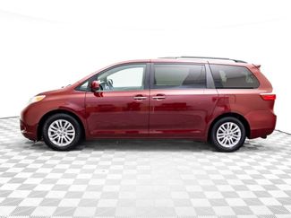 Used 2015 Toyota Sienna XLE video 2