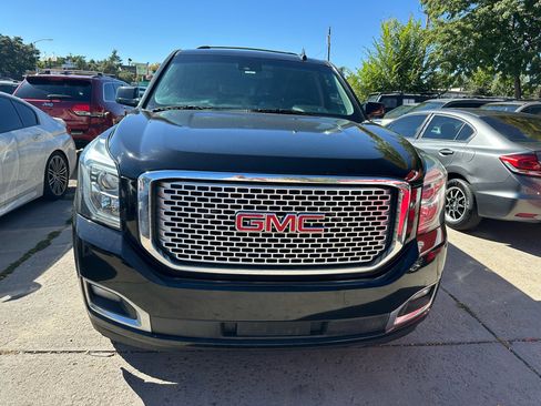 Used 2015 GMC Yukon SLT image 2