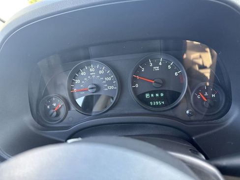 Used 2012 Jeep Patriot Sport image 11