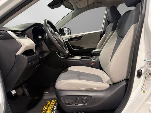 Used 2024 Toyota RAV4 XLE w/ Weather Package AWD/4WD image 17